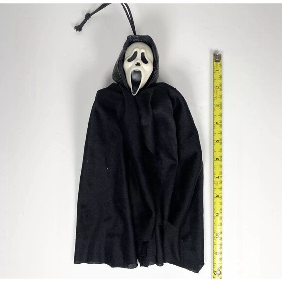 Rare Fun-World Scream Movie Ghost Face Halloween 13” Hanging Decoration - Picture 3 of 5